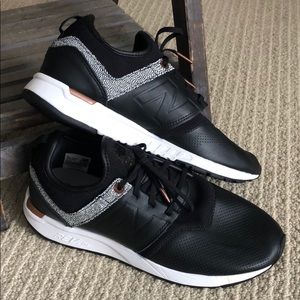 New balance 247 women’s 9.5